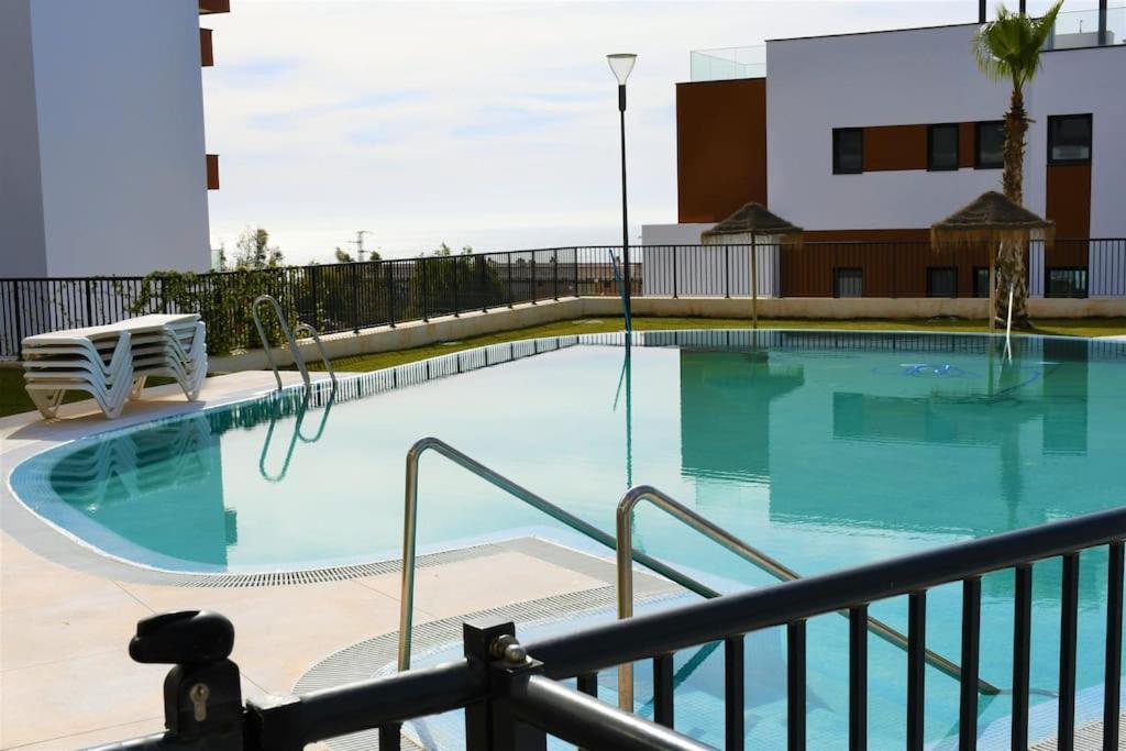 Casa Kerr - Luxury Apt - Sleeps 9 - Los Boliches Málaga Exterior foto