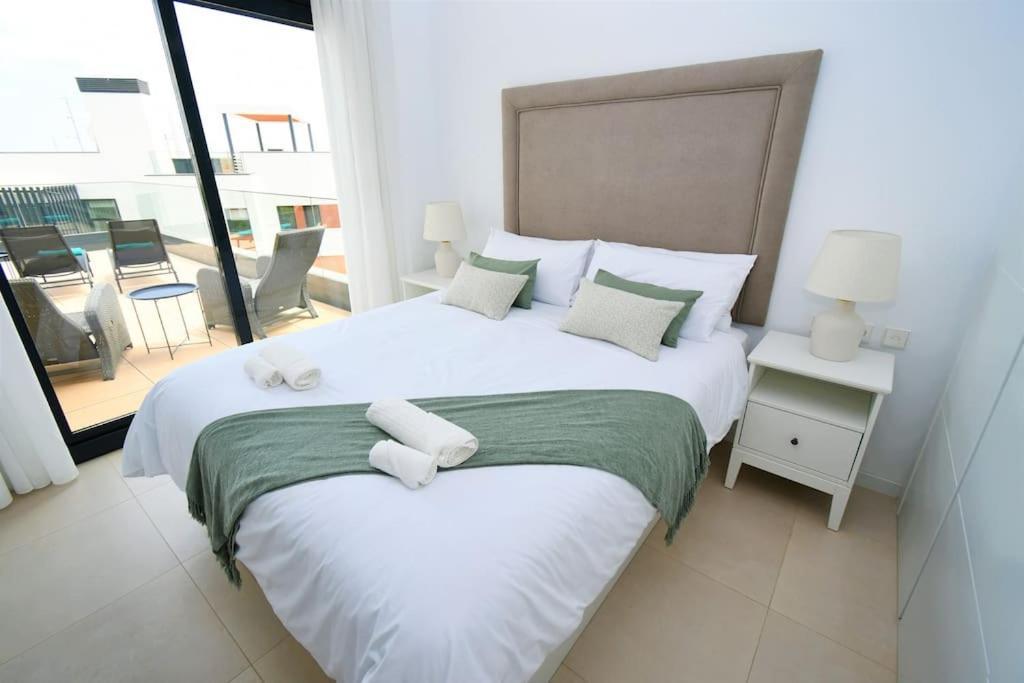 Casa Kerr - Luxury Apt - Sleeps 9 - Los Boliches Málaga Exterior foto
