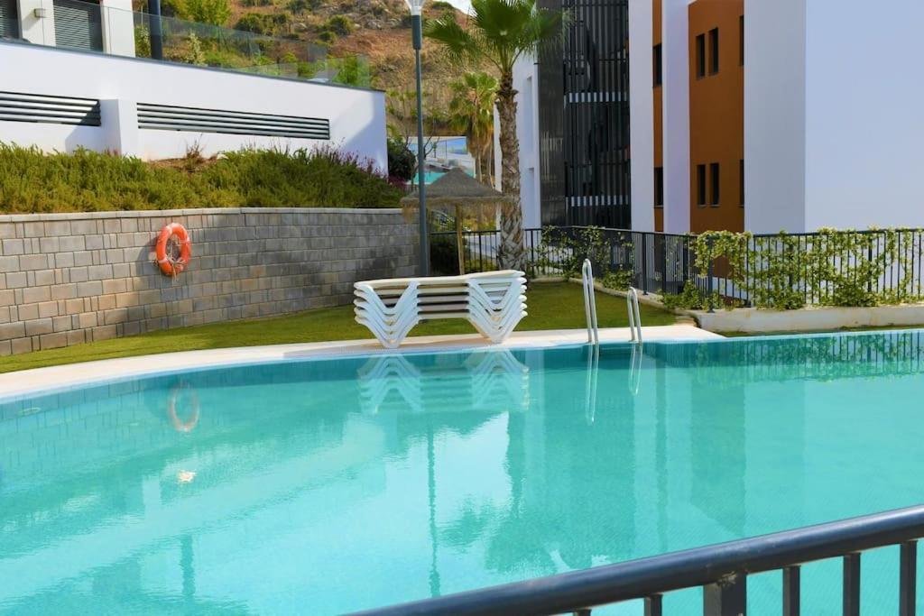 Casa Kerr - Luxury Apt - Sleeps 9 - Los Boliches Málaga Exterior foto